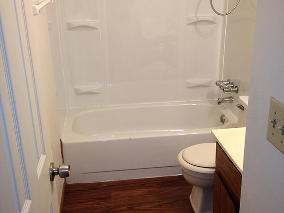 Two Full Baths on Main Floor