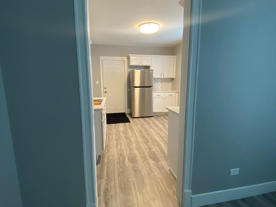 1st image of 3126 W 38th Pl #1R