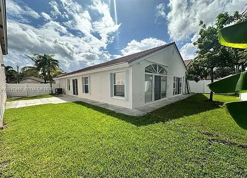 18171 NW 18th St #18171 Photo 1