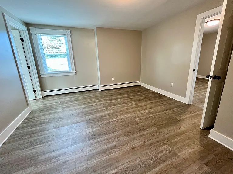 7-9 Pleasant St #7D — Photo 8