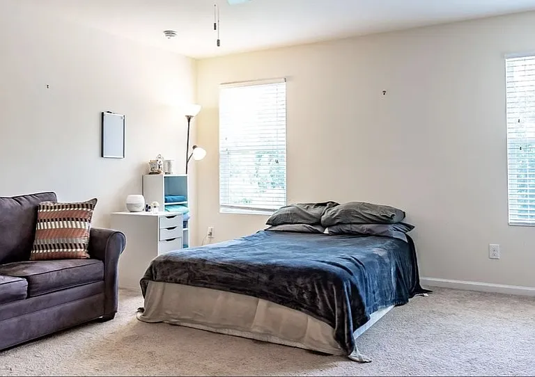 909 Amanda Dr — Photo 14