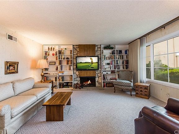 2nd image of 4581 Elder Ave