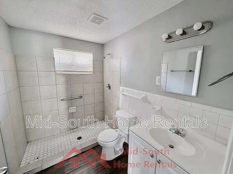 1733 Gowan Dr — Photo 15