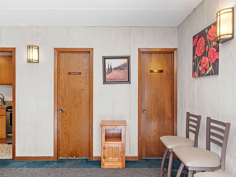 Cedarwood West Apartments | 2-Bedroom Apartments — Photo 23