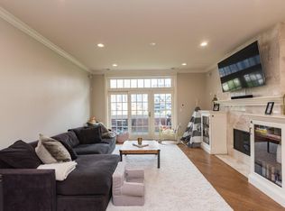 106 S Sangamon St #O4, Chicago, IL 60607