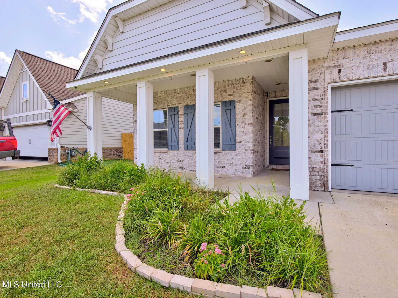 3 bed, 2.0 bath, 1691 sqft, $2,200 — Photo 3