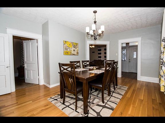 4th image of 1731 Baird Ave