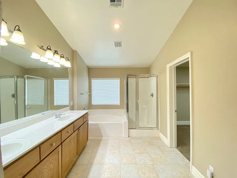 9675 Marcelline Ave — Photo 22