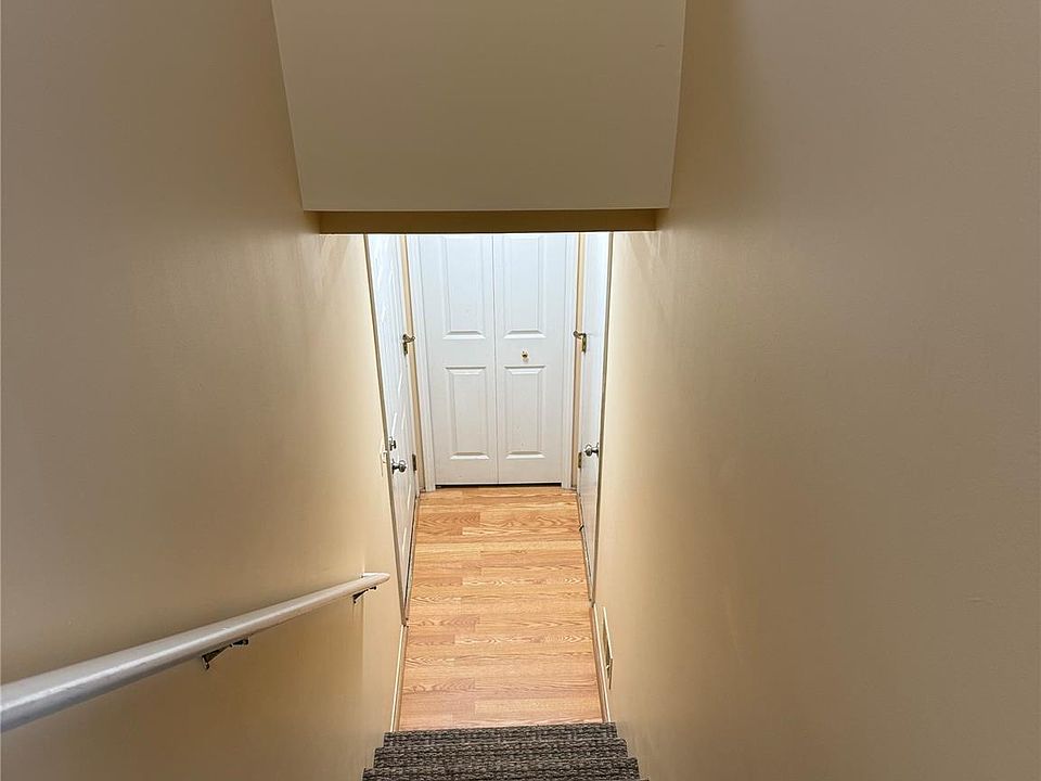Photo E