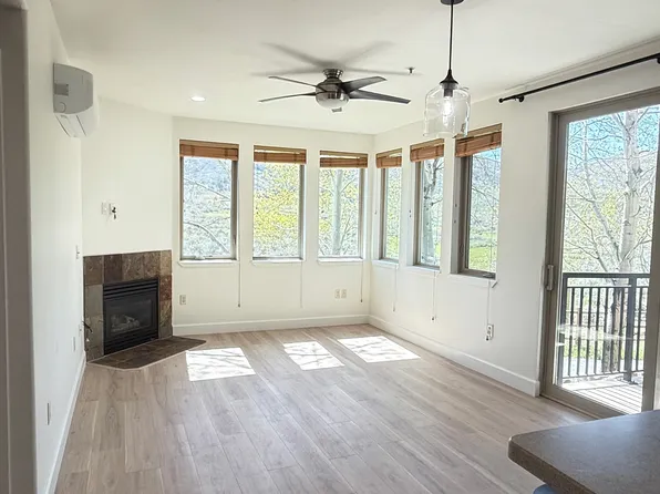 6749 N 2200 W APT B107, Park City, UT 84098