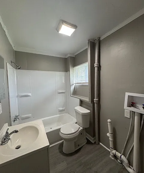 511 S 12th St — Photo 10