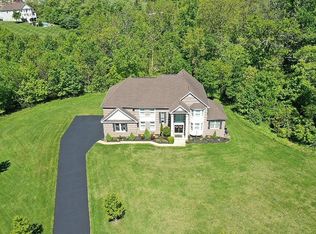 8 Cooper Ct, Cream Ridge, NJ 08514