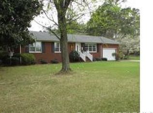 1745 Institute Rd, Kinston, NC 28504