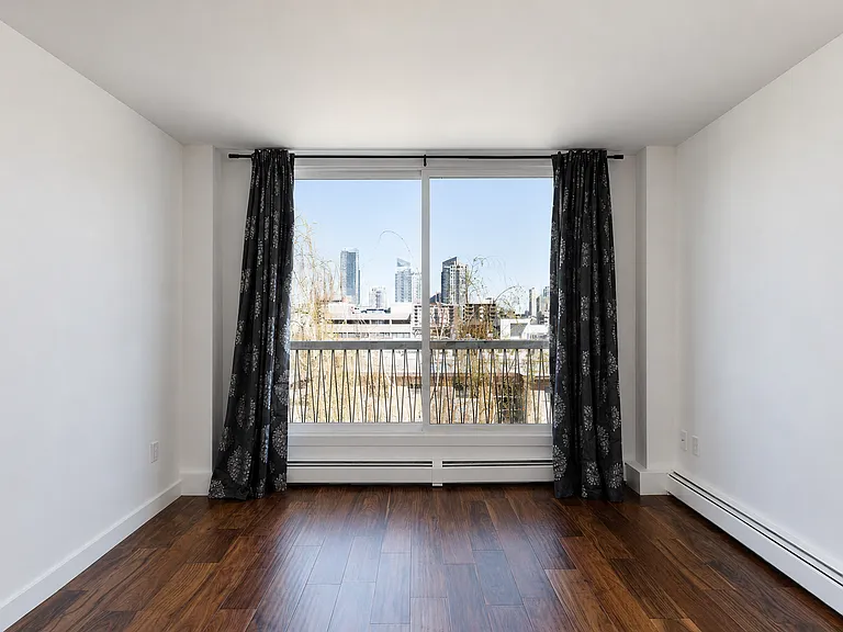 1129 Cameron Ave SW #502 — Photo 3