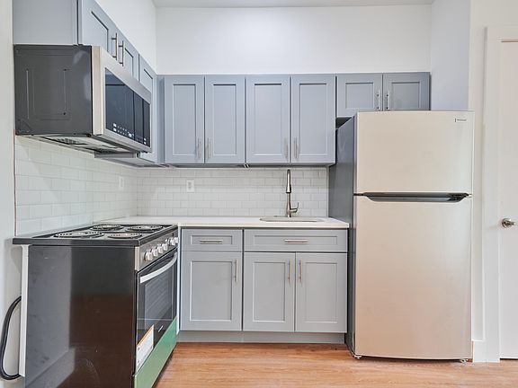 2nd image of 360 E 184th St #4B
