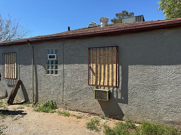 3rd image of 2628 W MISSOURI Avenue