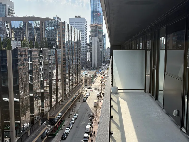 20 Edward St #904 — Photo 34