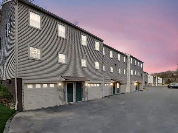 37 Prange Road #37, Brookfield, CT 06804