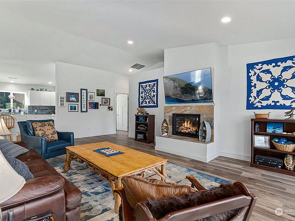 4th image of 55 Bear Meadows Lane #55