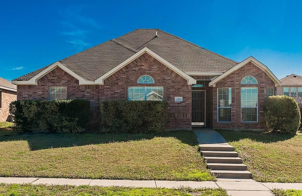 1st image of 2108 Stonewood Dr