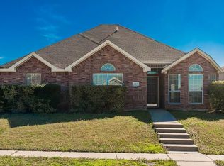 2108 Stonewood Dr, Lancaster, TX 75134
