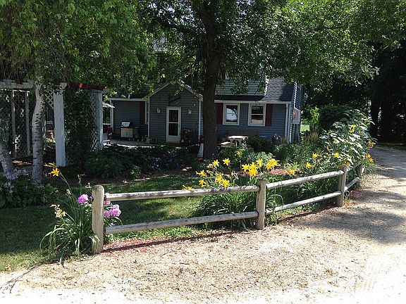 3rd image of 18679 Flagstaff Ave