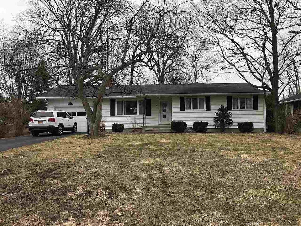1st image of 41 Sherwood Dr