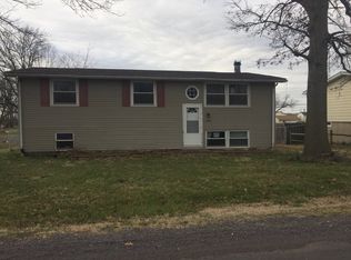 809 Southard Pl, South Roxana, IL 62087