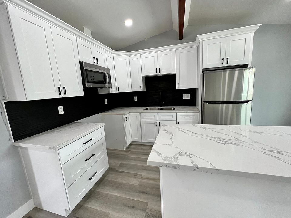 1st image of 1103 S Hollenbeck St #B