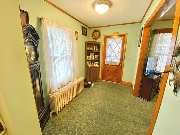 3rd image of 406 Palmer Ave