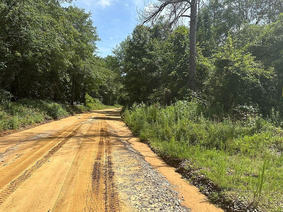 2nd image of 29 Blackstone Road
