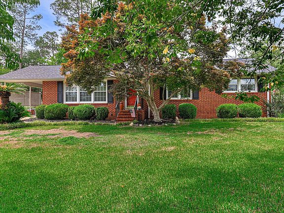 3rd image of 720 River View Dr