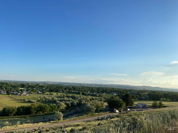 1A E 12th St, Weiser, ID 83672