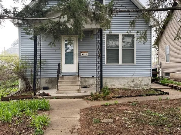 1114 15th Ave SW, Cedar Rapids, IA 52404