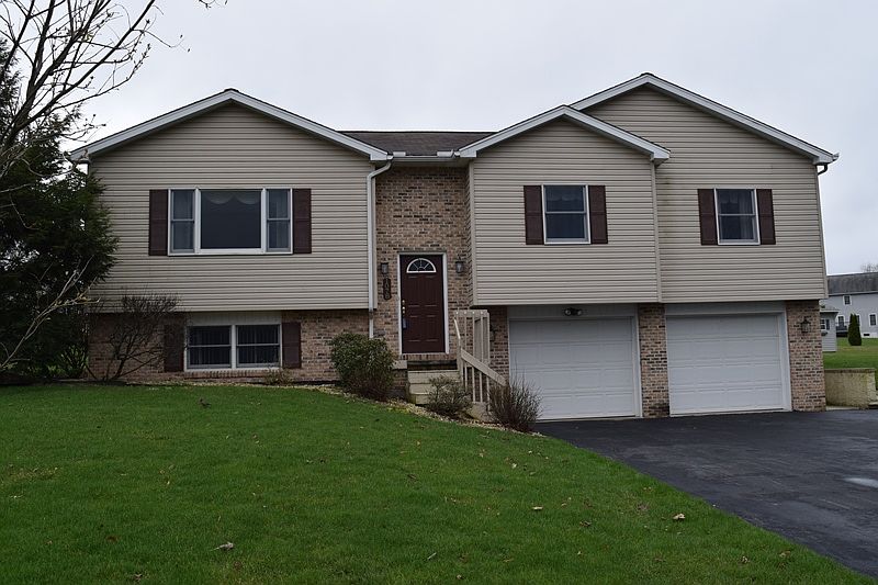 1st image of 1078 E Springfield Dr