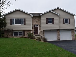 1078 E Springfield Dr, Bellefonte, PA 16823
