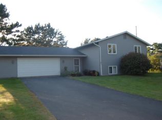 921 S Laurel St, Cloquet, MN 55720