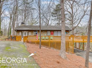 6453 Paradise Point Rd, Flowery Branch, GA 30542