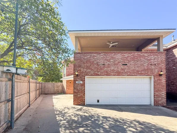 831 Rambling Oaks Dr, Norman, OK 73072