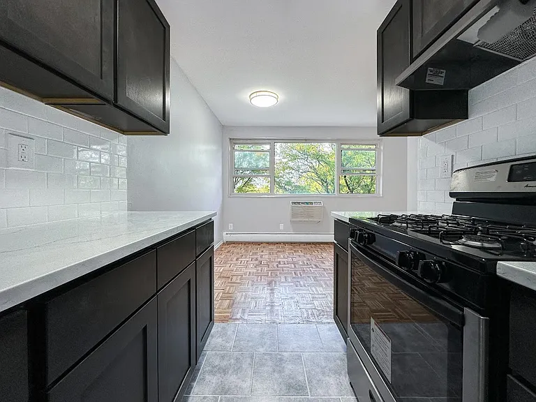 350 Elmora Ave #F — Photo 3