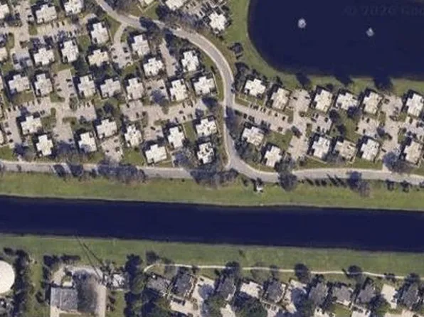 2006 20th Way, West Palm Beach, FL 33407