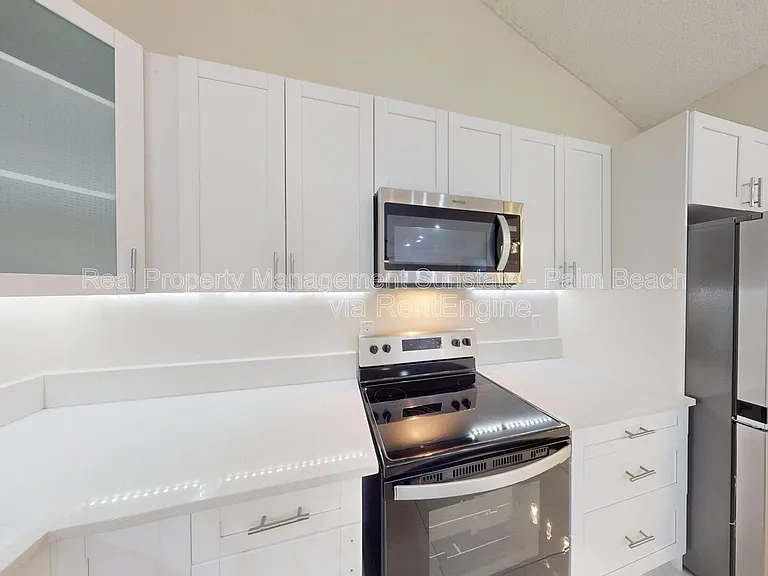 1080 Summit Place Cir #A — Photo 5
