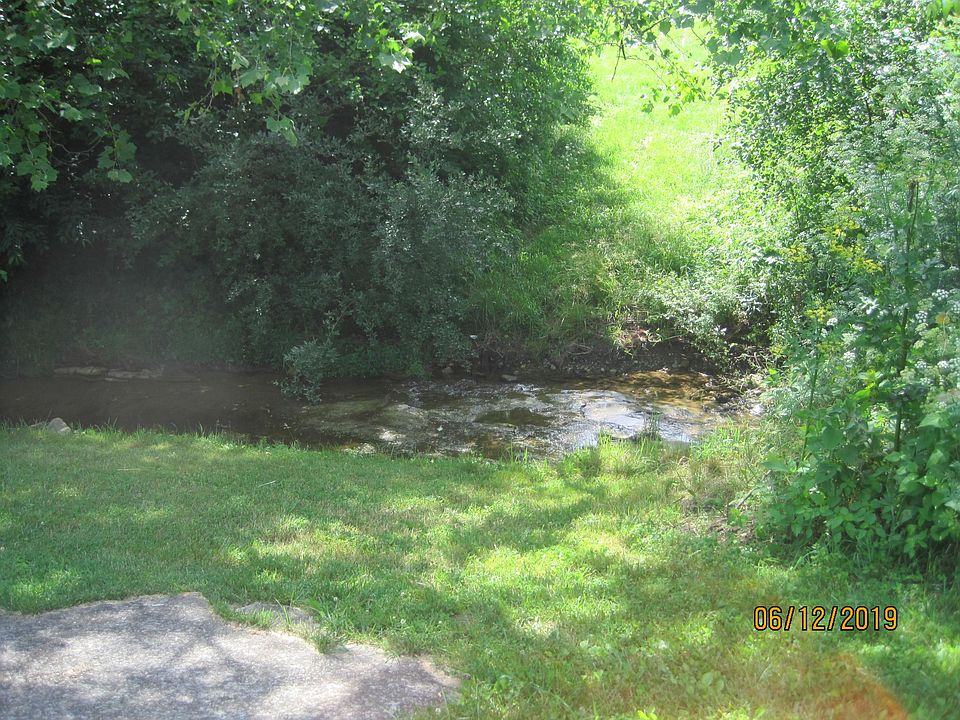 2nd image of 11884 Jury Rd