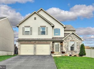 500 Thomas Armor Dr, Windsor, PA 17366
