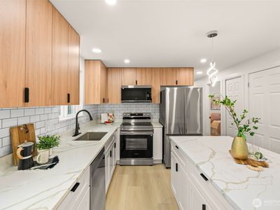 7605 NE Hidden Cove Rd, Bainbridge Island, WA, 98110