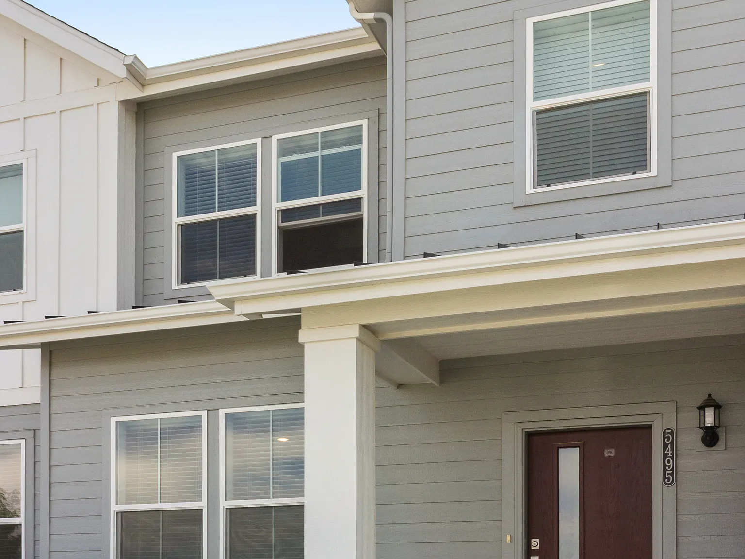 2 bed, 2.5 bath, 1266 sqft, $2,450 — Photo 2