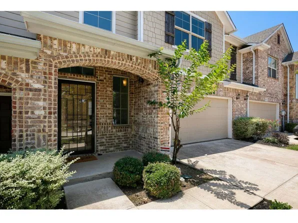 3730 Venice Dr, Irving, TX 75038