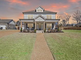 1254 Creekside Ln, Hernando, MS 38632