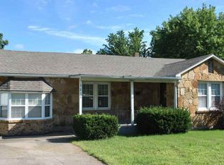 3015 E 11th St, Joplin, MO 64801