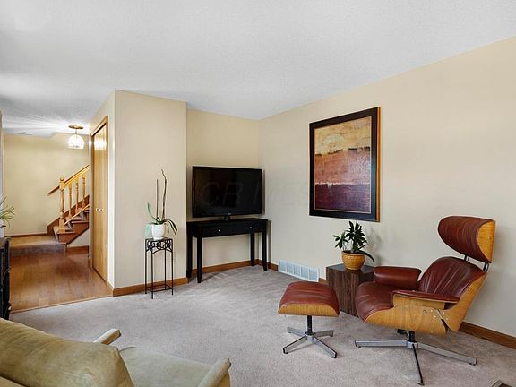 4th image of 648 Lytton Ct